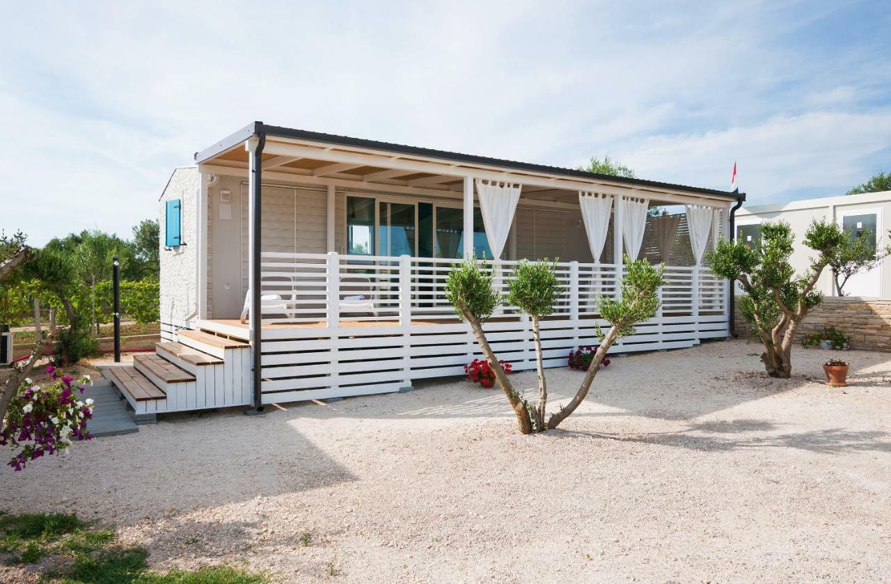 Hotel Camp San Antonio Biograd Na Moru Exterior foto